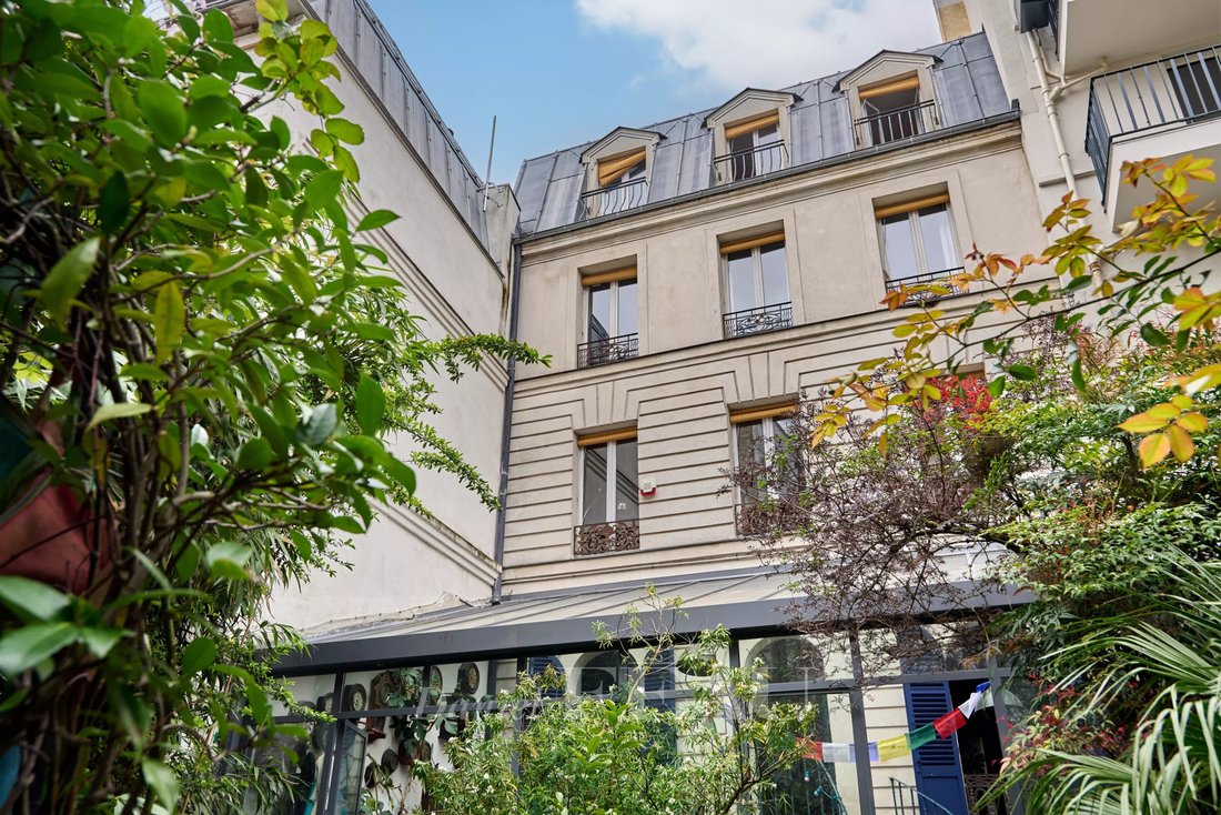 Apartment in Goutte d'Or-Château Rouge, Paris 18e Arrondissement, Paris 5 - 17702989