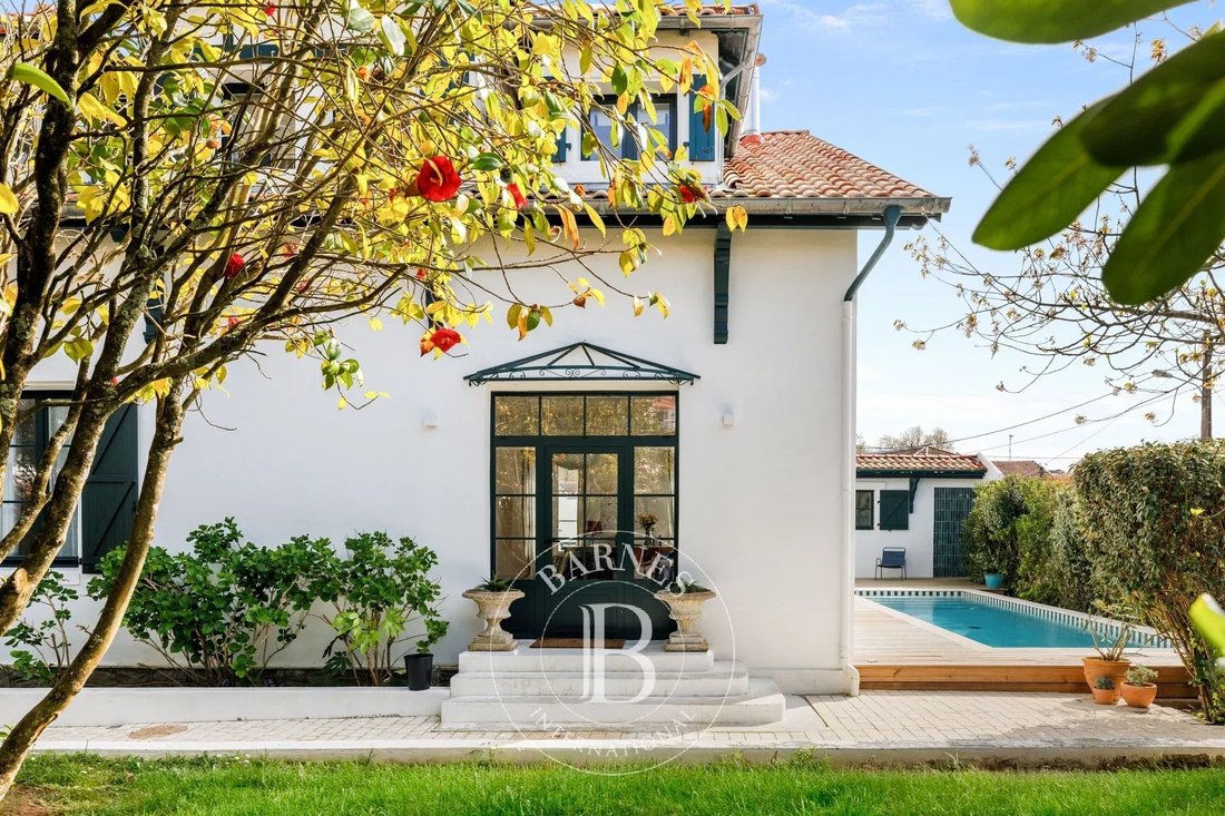 Casa en San Martín-Ciudad de las Flores, Biarritz, Francia 1 - 17704951