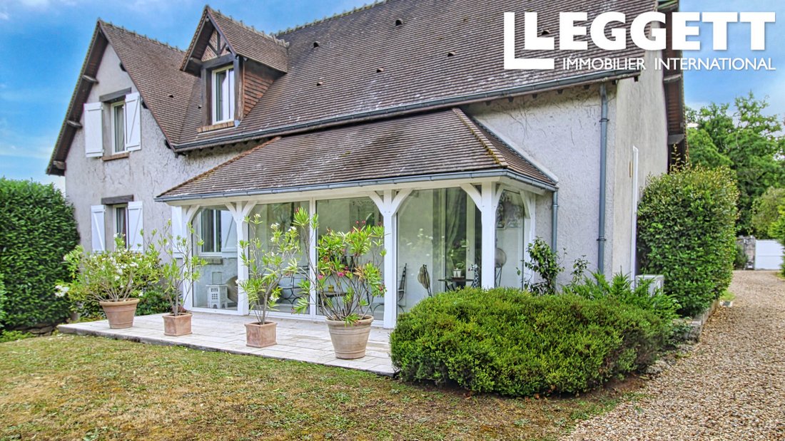 Villa in Mer, Centre-Val de Loire, France 3 - 15860280