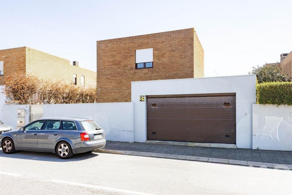 Townhouse in Matosinhos e Leca da Palmeira, Porto District, Portugal 3 - 17716931