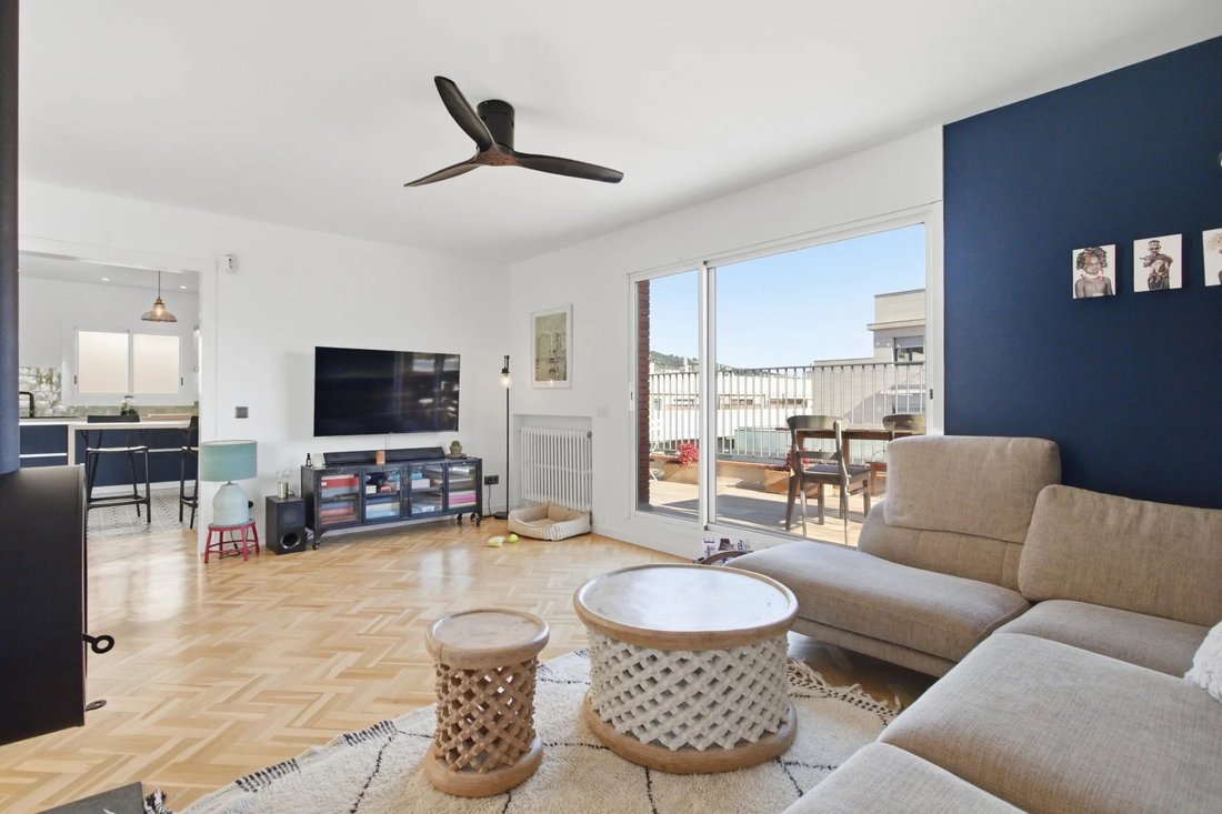 Apartment in Sarrià-Sant Gervasi, Barcelona, Spain 1 - 17712854