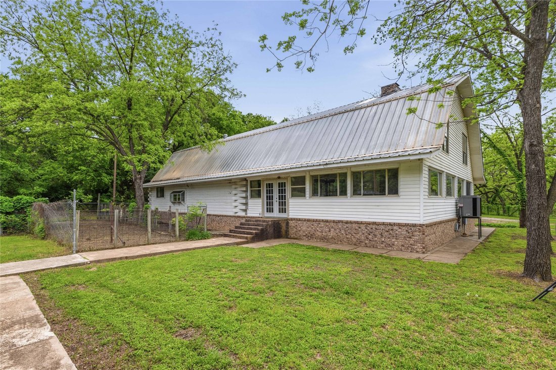 House in Mullin, Texas, United States 2 - 17705083