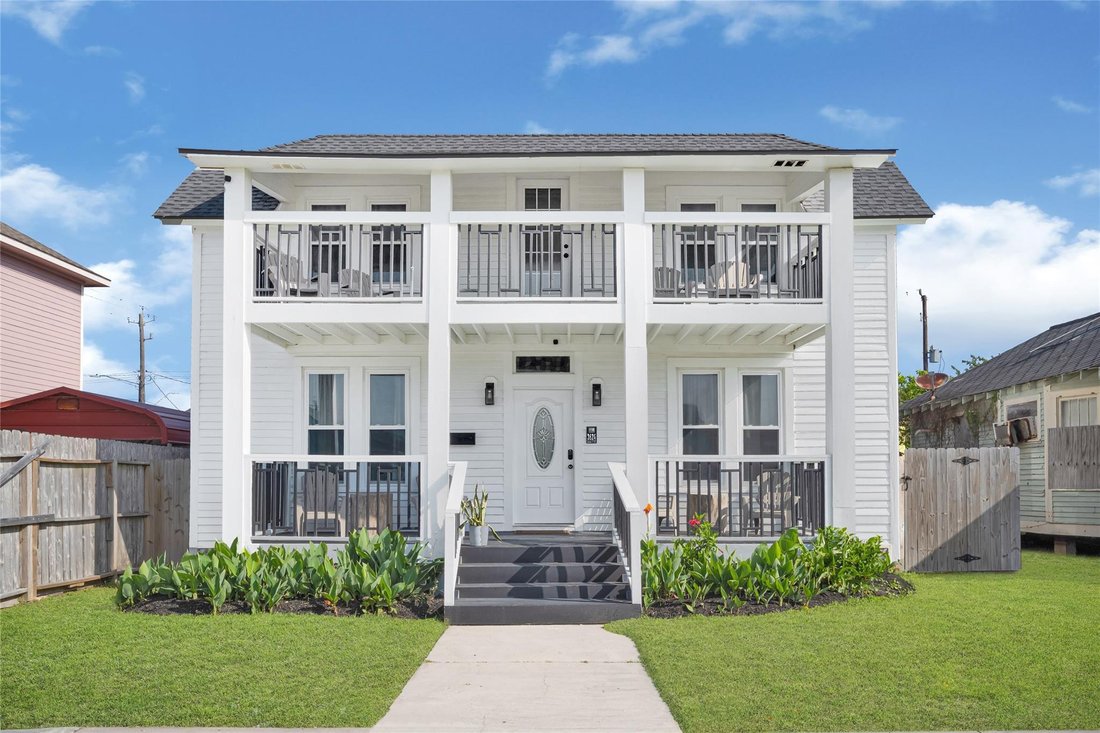 House in Galveston, Texas, United States 1 - 17704074