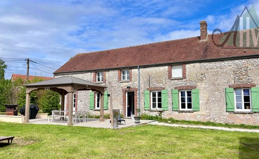 House in Bannost-Villegagnon, Ile-de-France, France 1