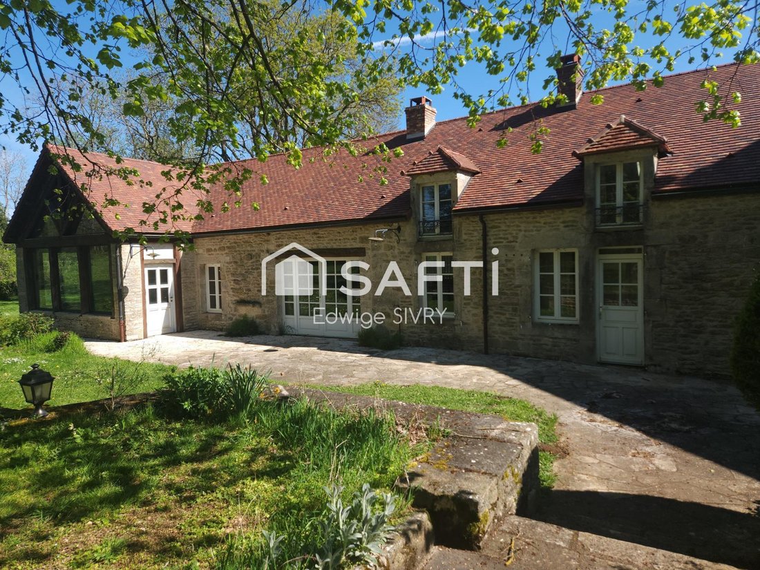 House in Charny, Bourgogne – Franche-Comté, France 1 - 17716812