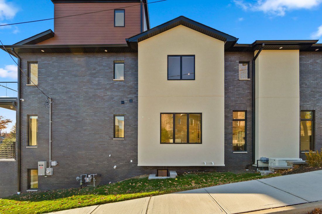 House in Cliffside Park, New Jersey, United States 3 - 17704462