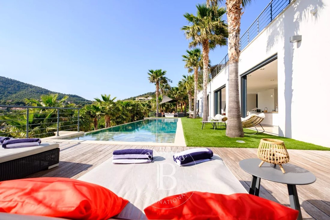 Apartment in Les Issambres, Roquebrune-sur-Argens, France 2 - 17703660