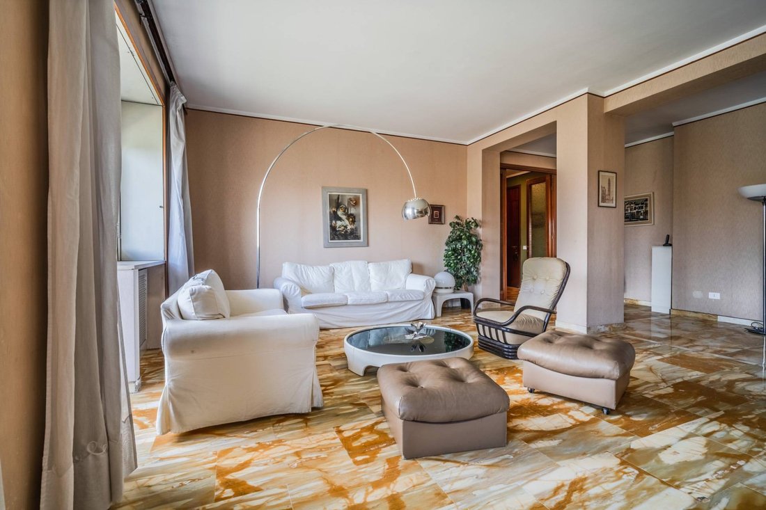 Apartment in Sempione, Milan, Italy 3 - 17709419