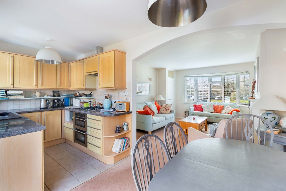 House in Uckfield, England 2 - 17704581