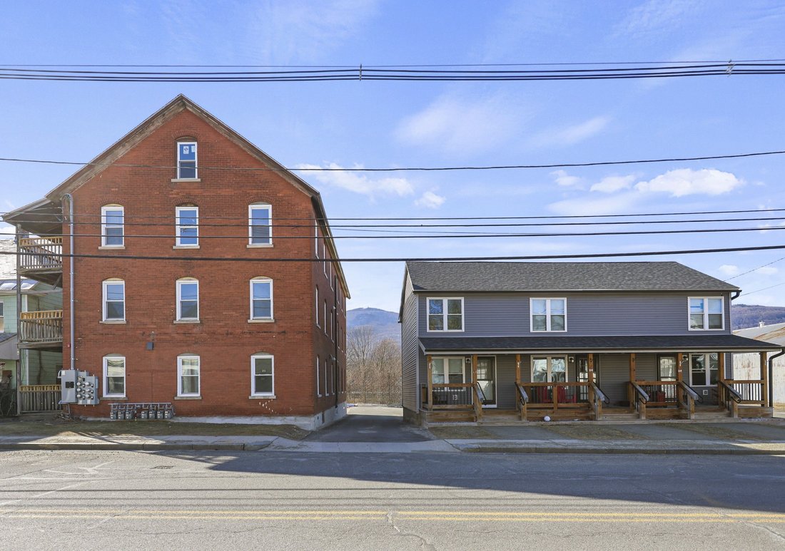 House in Adams, Massachusetts, United States 1 - 17711679