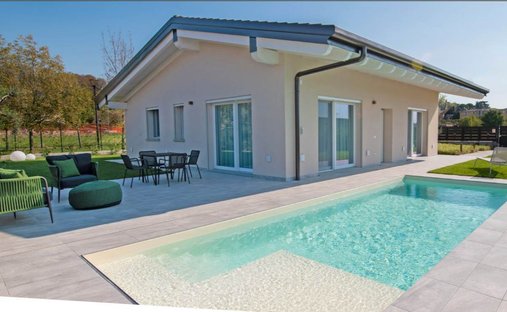 Villa in Historic Center, Lonato del Garda, Lombardy 1