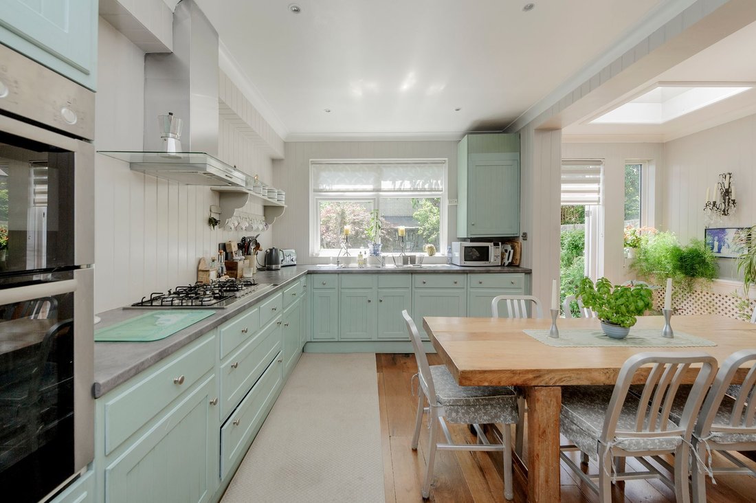 House in Ladbroke Grove, Kensington And Chelsea, England 2 - 17710240