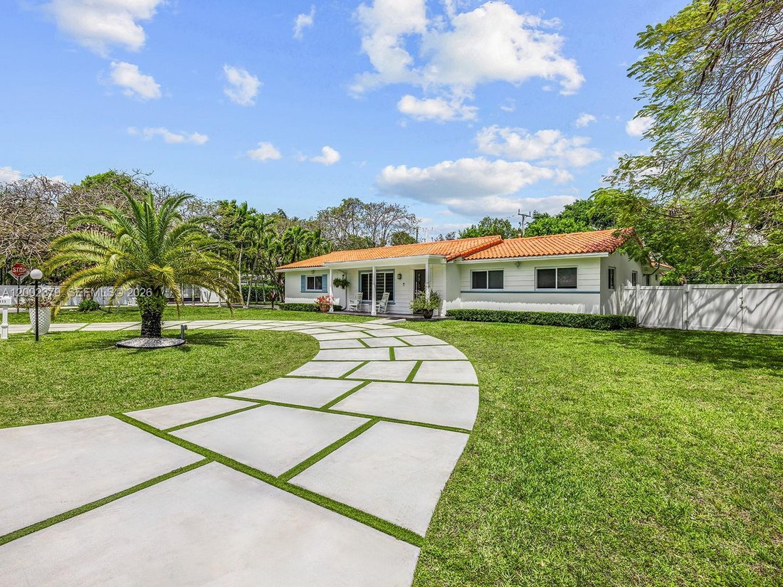 House in Miami, Florida, United States 3 - 17717793