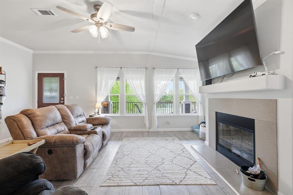 Celeste, Texas, United States 3 - 17708441