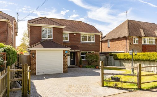 Haus in Crawley Down (Worth), Crawley Down, England 1