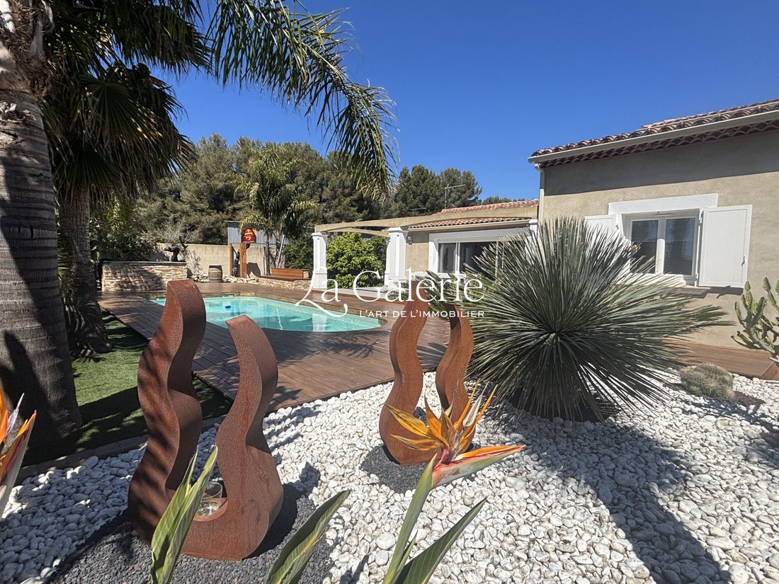 Villa a La Londe-les-Maures, Provenza-Alpi-Costa Azzurra, Francia 2 - 17256637