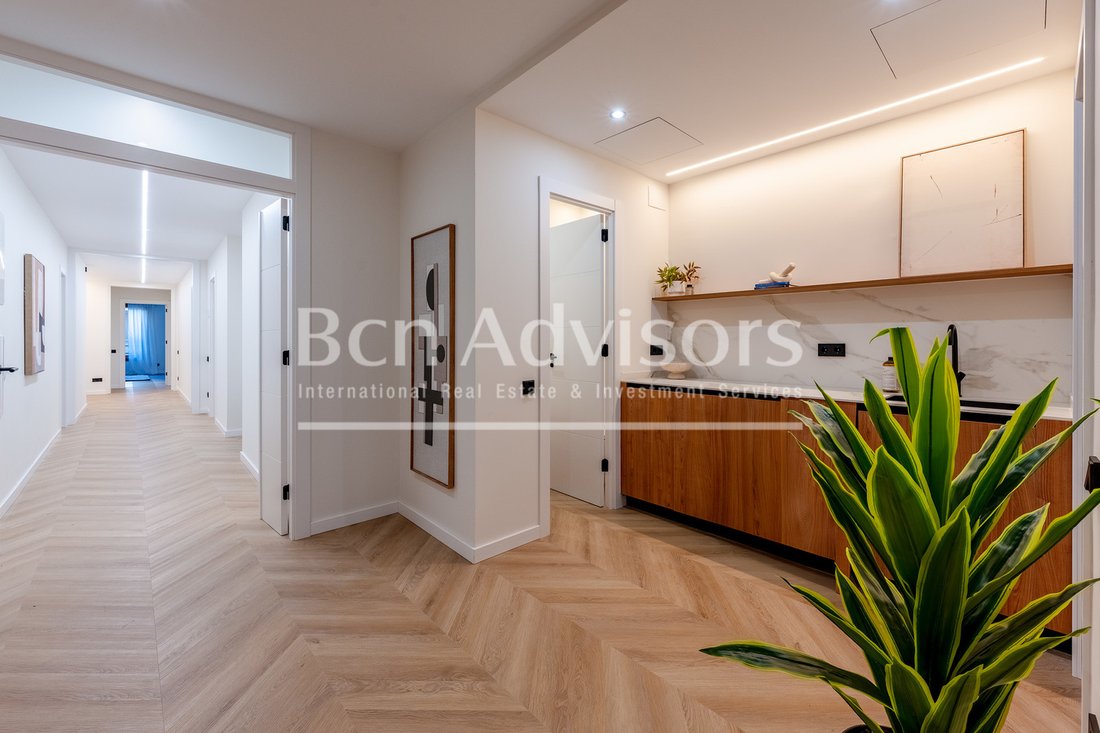 Apartment in Sarrià-Sant Gervasi, Barcelona, Spain 5 - 17708767