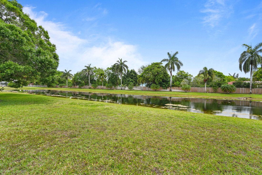 House in Southwest Ranches, Florida, United States 4 - 17710545