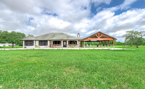 House in Alvin, Texas, United States 1
