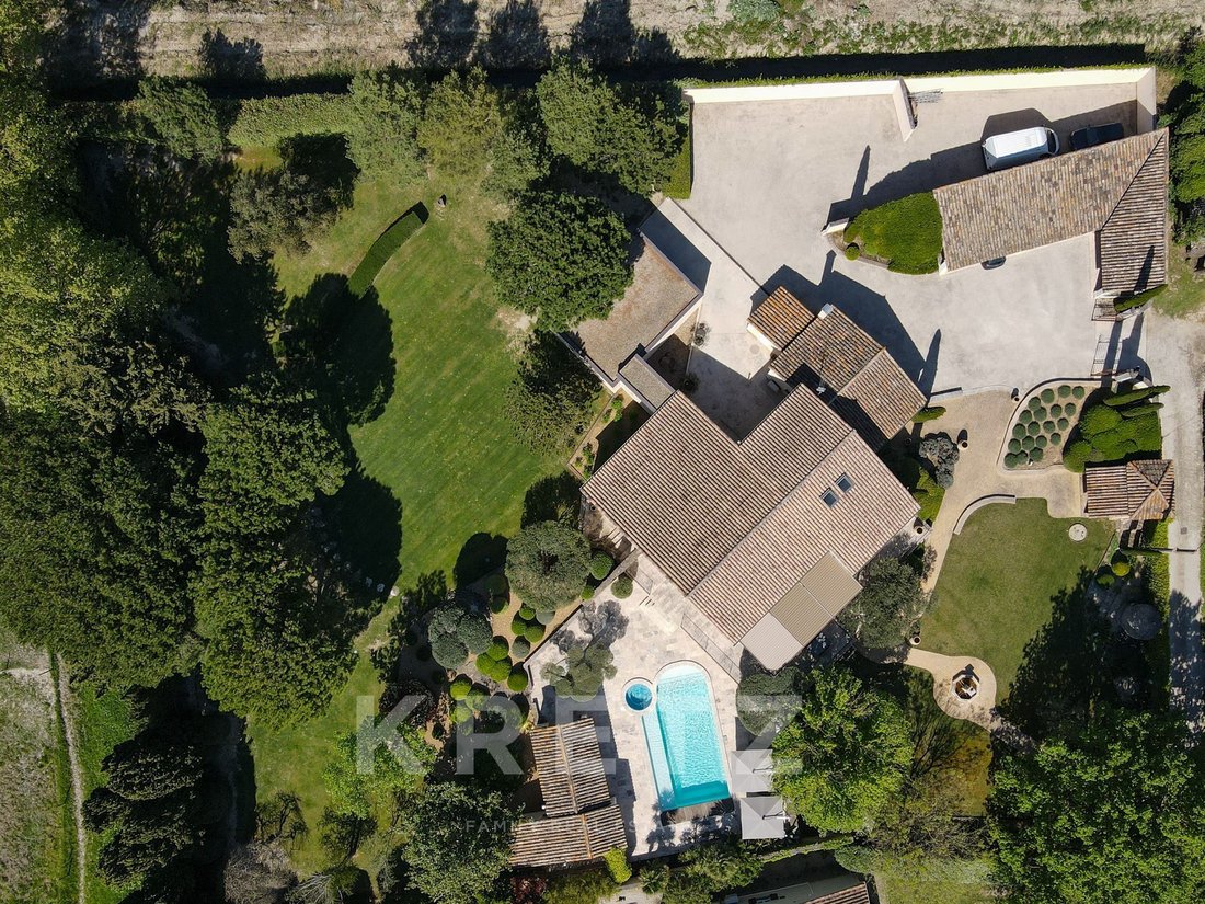 Villa in Châteaurenard, Provence-Alpes-Côte d'Azur, France 3 - 17711091