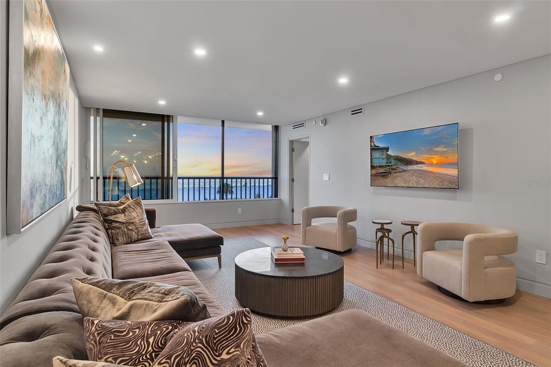 Condo in Siesta Key, Florida, United States 1 - 17703227