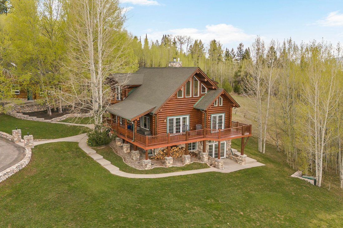House in Alpine, Wyoming, United States 4 - 17705955