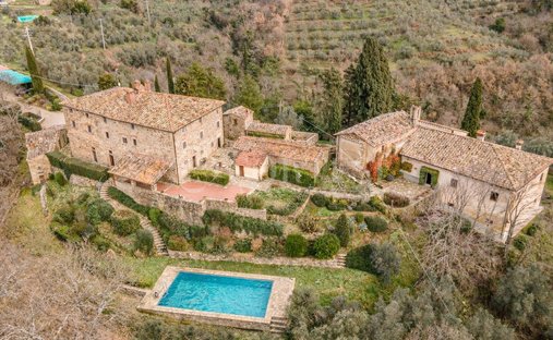 Villa in Castiglion Fiorentino, Tuscany, Italy 1