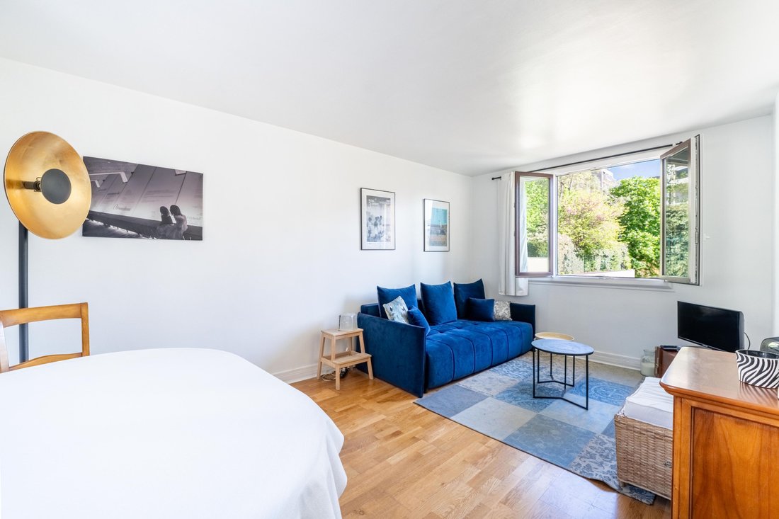 Apartment in Lorette-Martyrs, Paris 9e Arrondissement, Paris 1 - 17707282