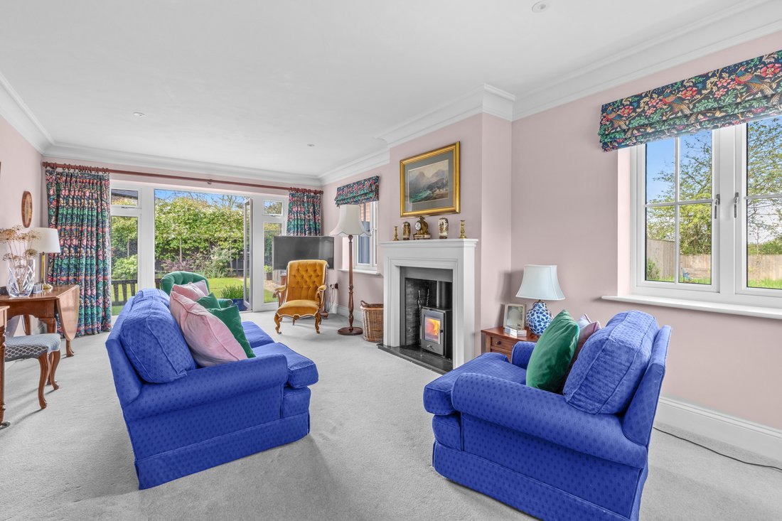 House in Buckinghamshire, England 2 - 17706288