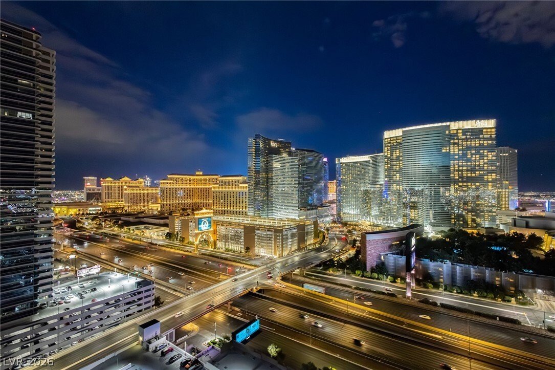 House in Las Vegas, Nevada, United States 2 - 17707564