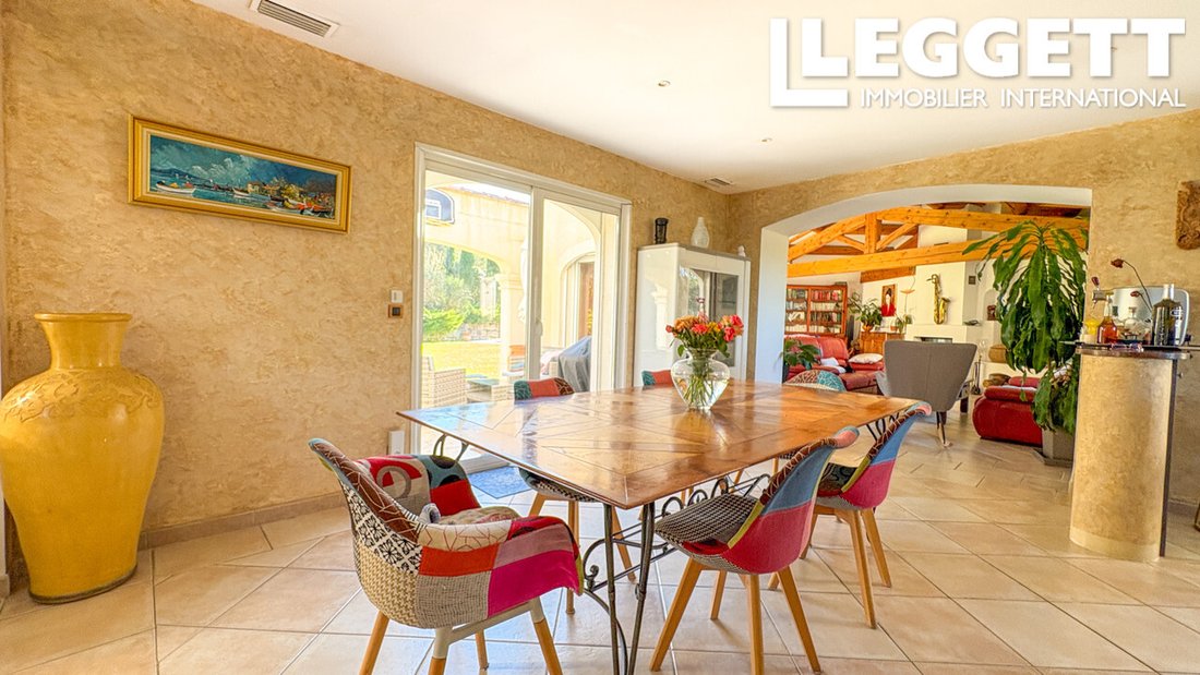 Villa in Centre, Fuveau, France 2 - 17708635