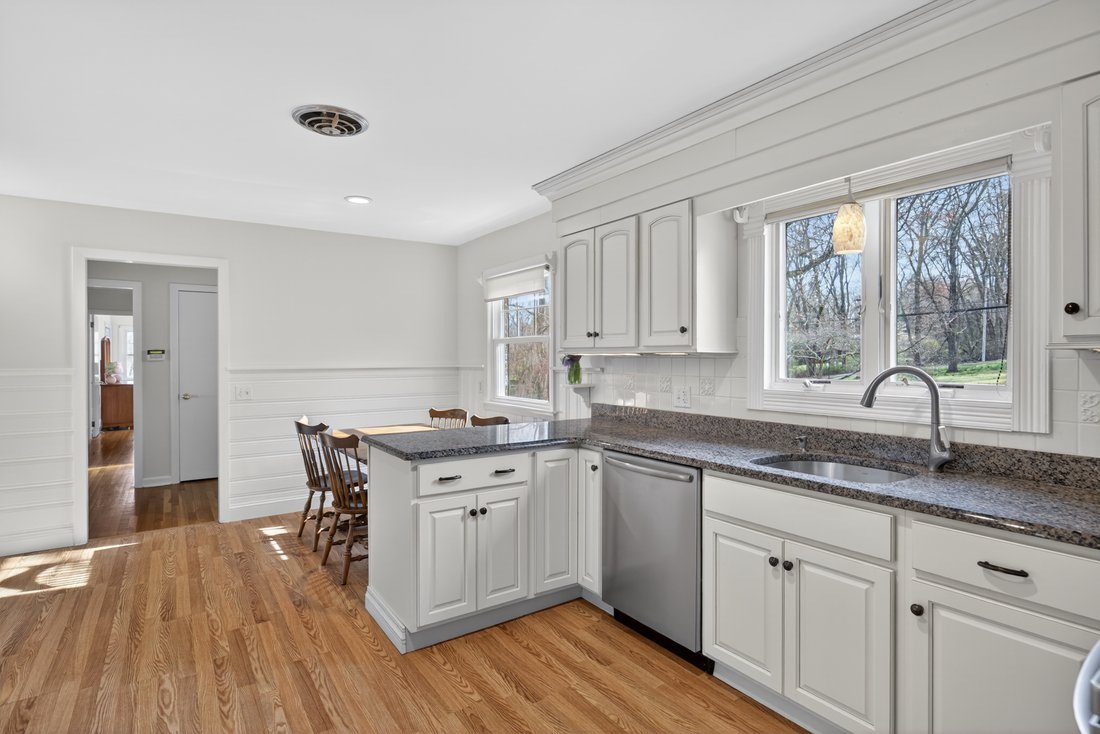 House in Woodbridge, Connecticut, United States 4 - 17702818