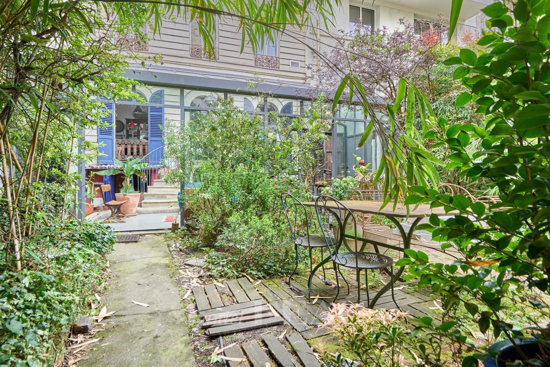 Apartment in Goutte d'Or-Château Rouge, Paris 18e Arrondissement, Paris 1 - 17702989