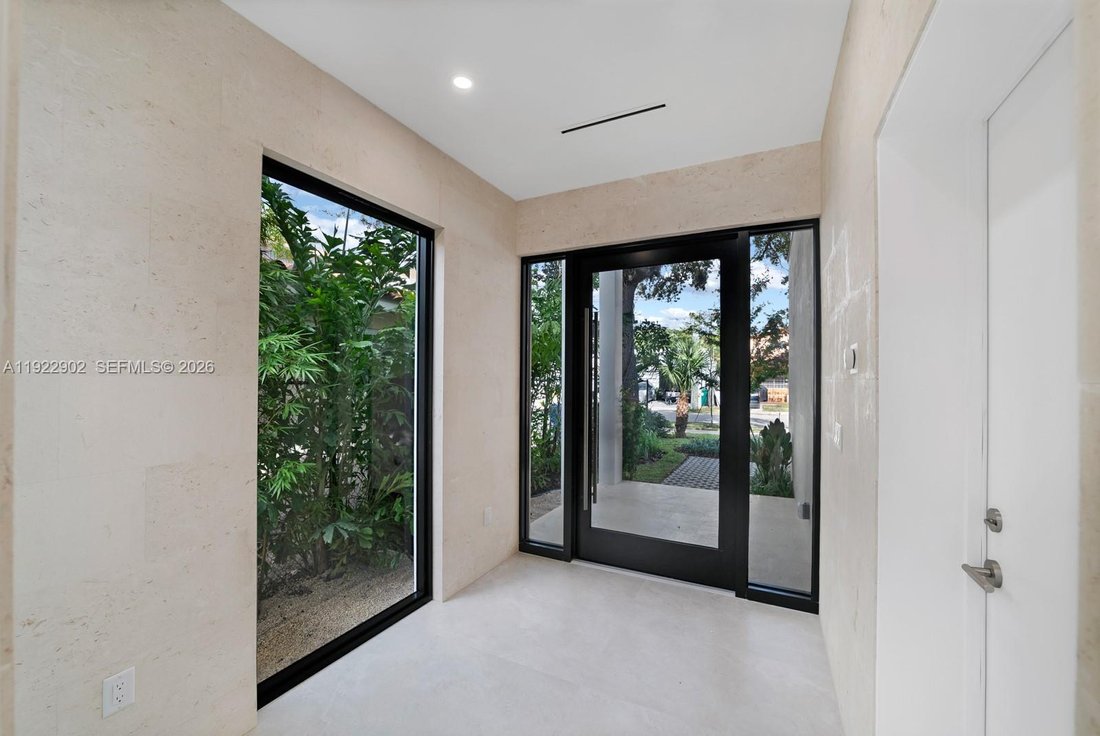Townhouse in Miami, Florida, United States 3 - 16758664