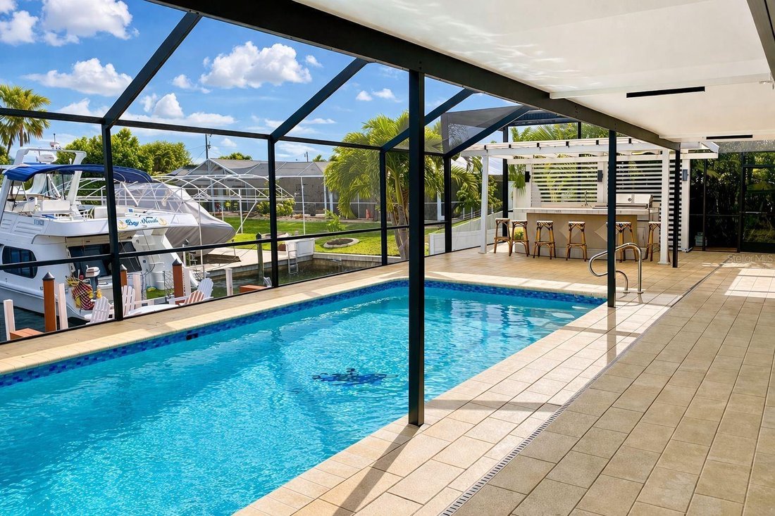 House in Cape Coral, Florida, United States 3 - 17707747