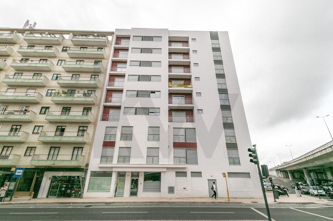Apartment in Sao Domingos de Benfica, Lisbon, Portugal 1 - 17705478