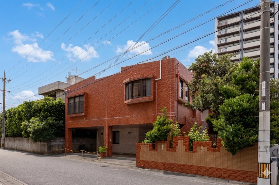 House in Chatan, Okinawa, Japan 1 - 17709375