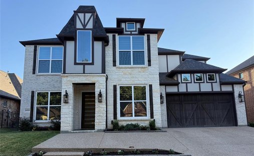 House in Arlington, Texas, United States 1