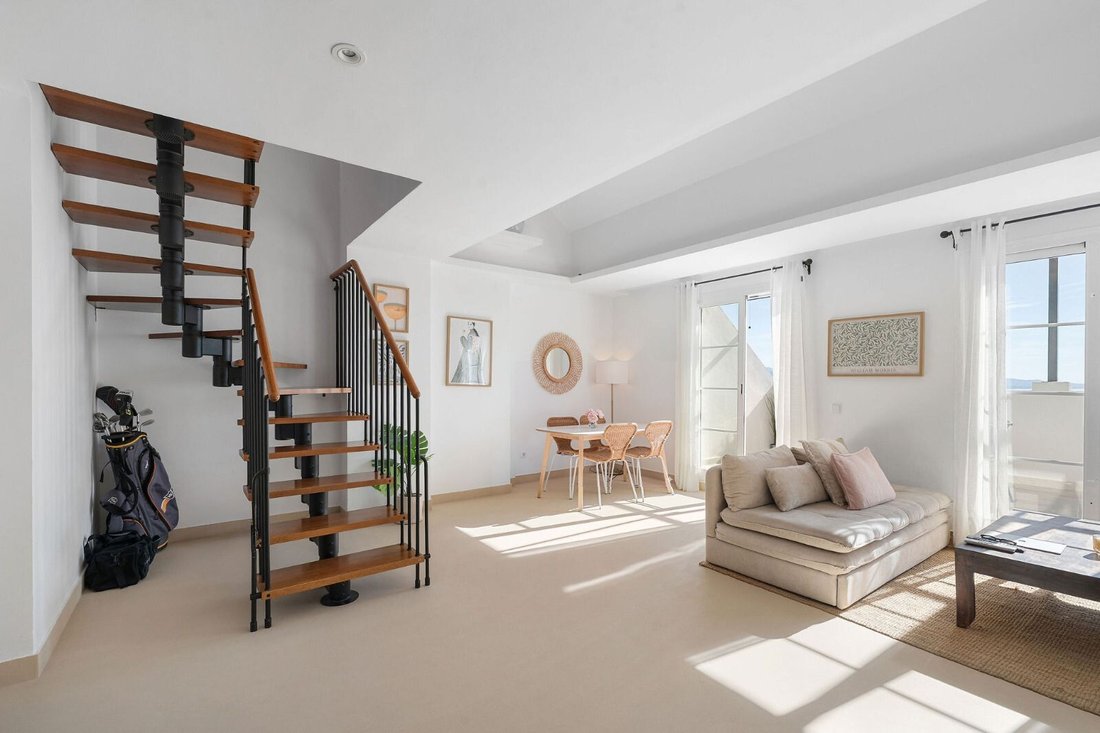 Penthouse in Nueva Andalucia, Marbella, Spain 5 - 17710992