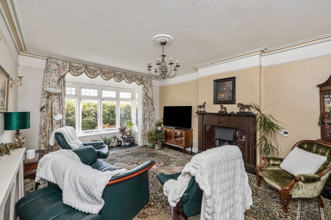 House in Crowborough, England 2 - 17704679