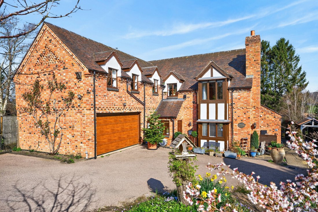 House in Cradley, England 1 - 17710528