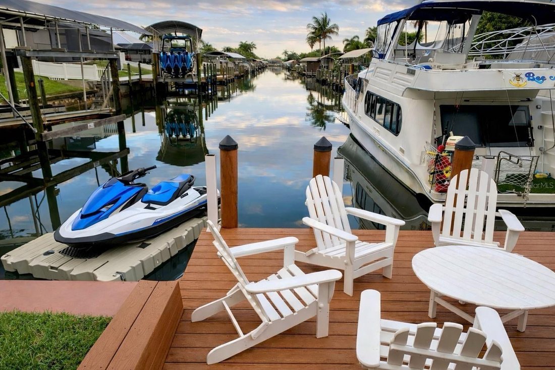 House in Cape Coral, Florida, United States 2 - 17707747