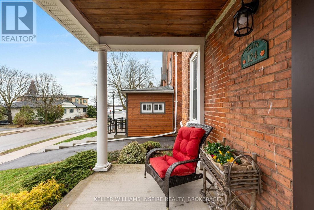 House in Gananoque, Ontario, Canada 3 - 17705345