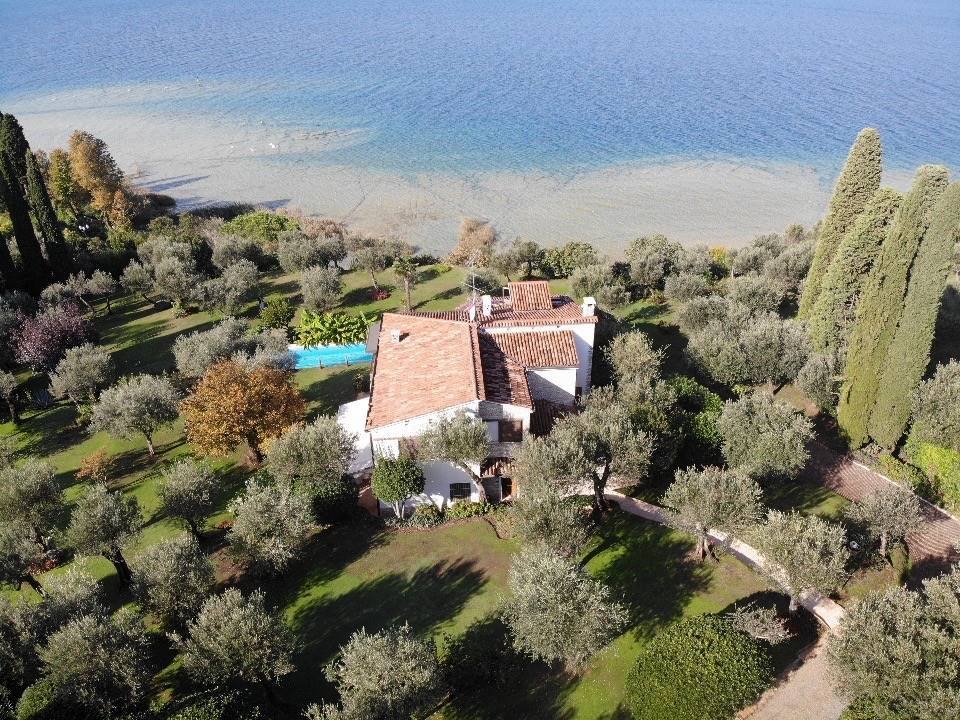 Villa in Center, Sirmione, Lombardy 3 - 17707920
