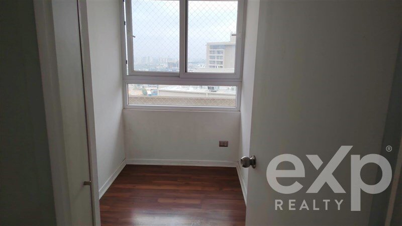 Apartment in San Joaquín, Santiago Metropolitan Region, Chile 5 - 15887144