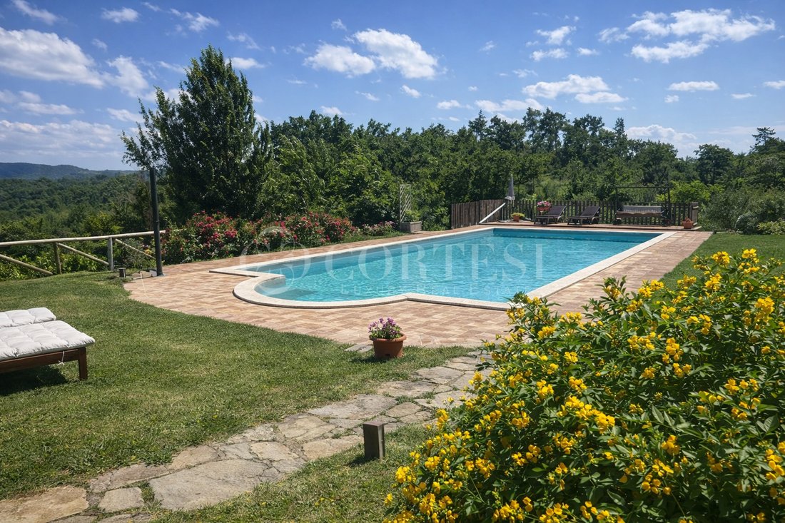 Villa in Pietralunga, Umbria, Italy 3 - 17702857