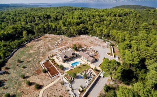 Villa in Velo Grablje, Split-Dalmatia County, Croatia 1