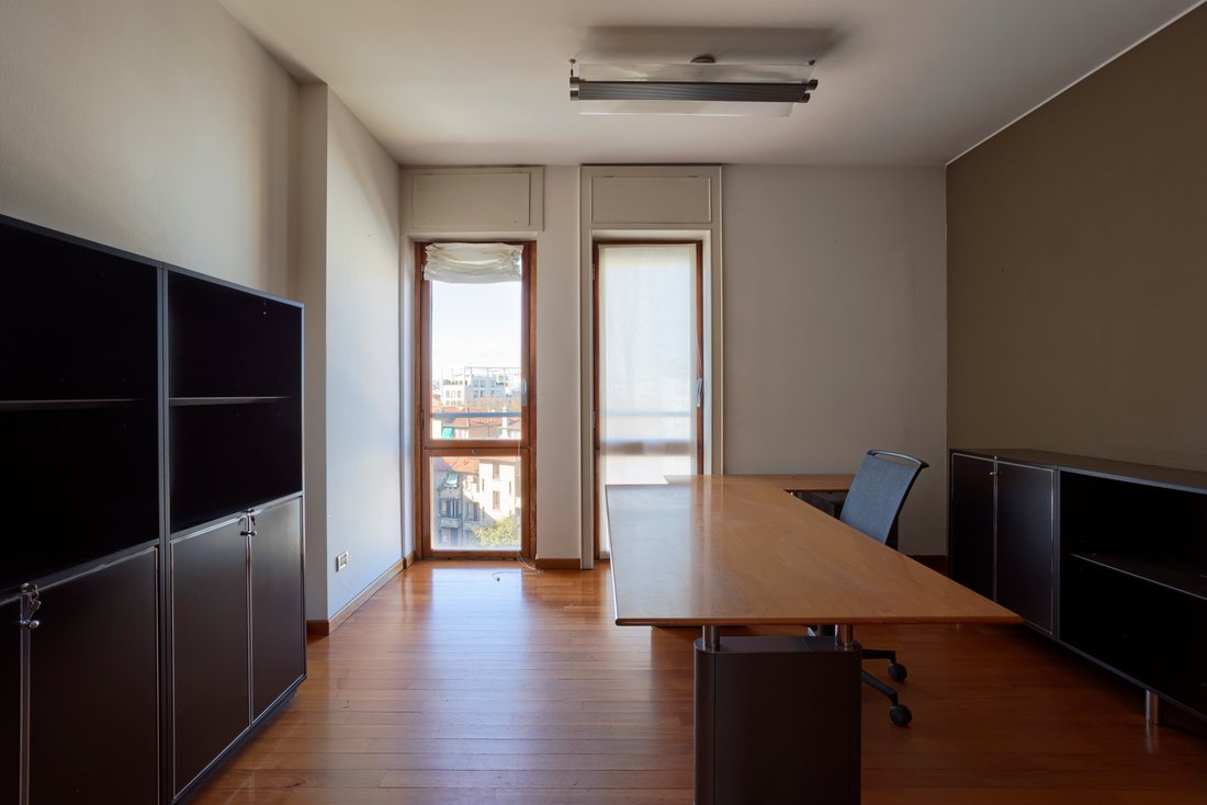 Apartment in Romagna, Milan, Italy 5 - 17702866
