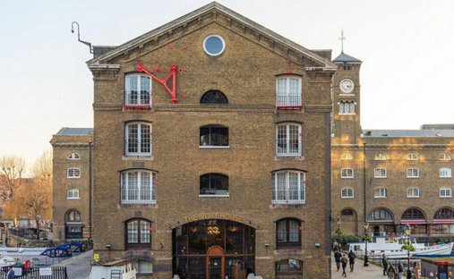 Apartment in Tower Hill, Tower Hamlets, England 1