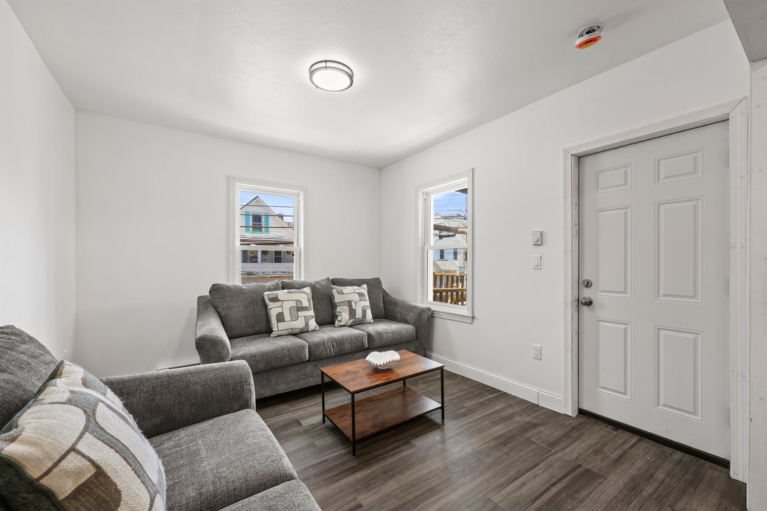House in Adams, Massachusetts, United States 4 - 17711679